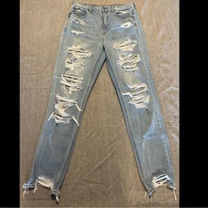American Eagle Mom Jean